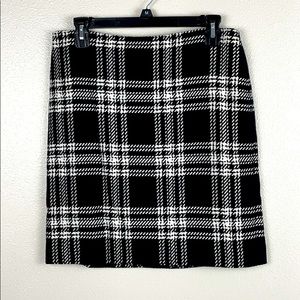 EUC - Talbots wool plaid mini - size 6